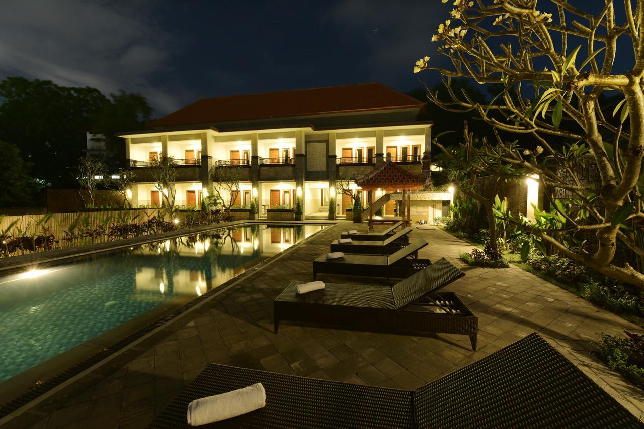 Le Lima Hotel Kuta  Bagian luar foto