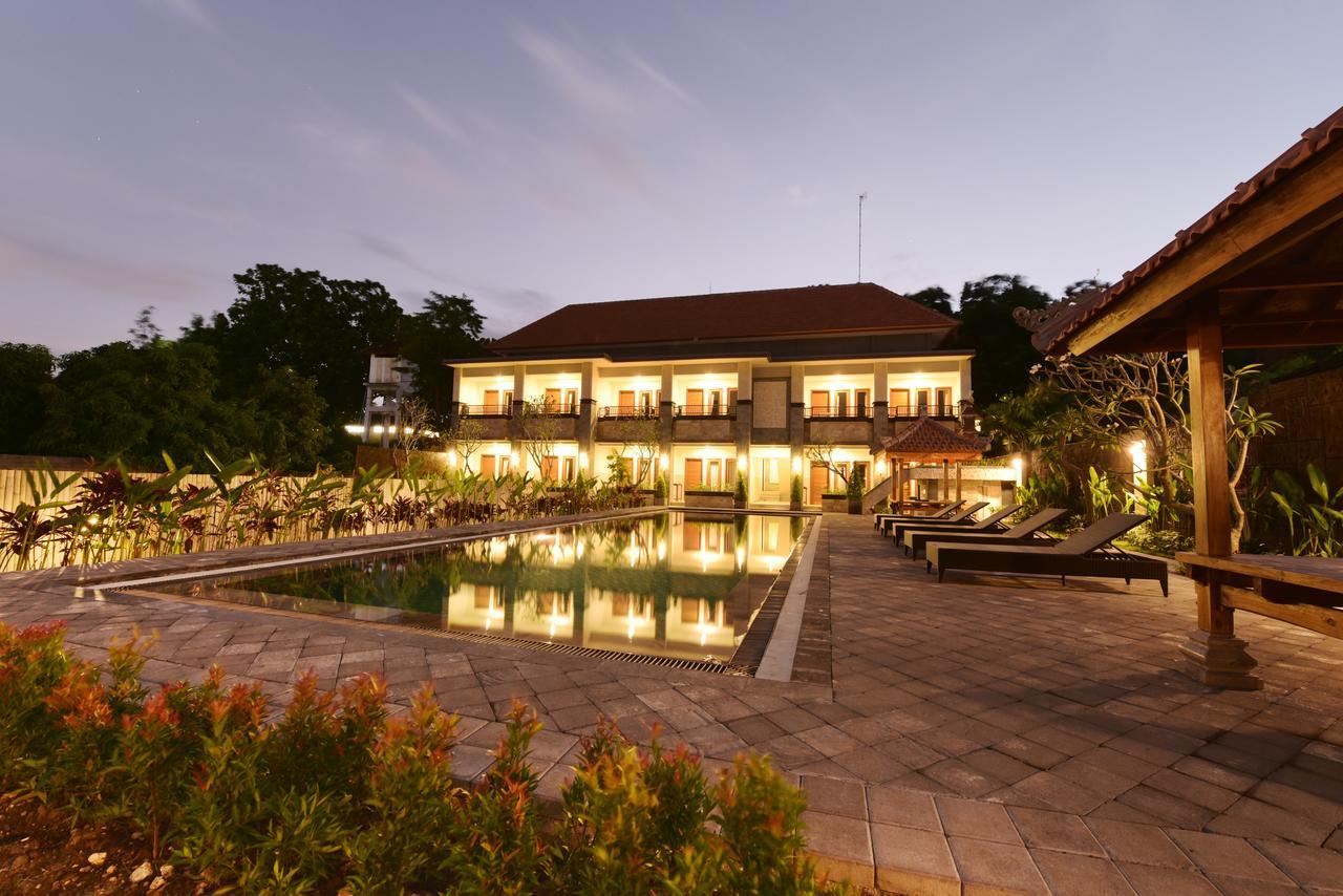 Le Lima Hotel Kuta  Bagian luar foto