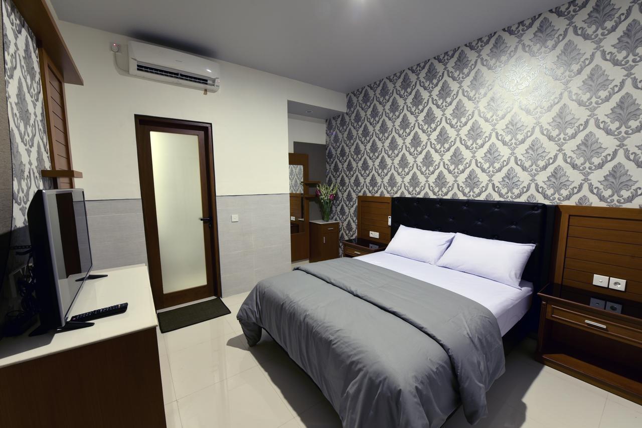 Le Lima Hotel Kuta  Bagian luar foto