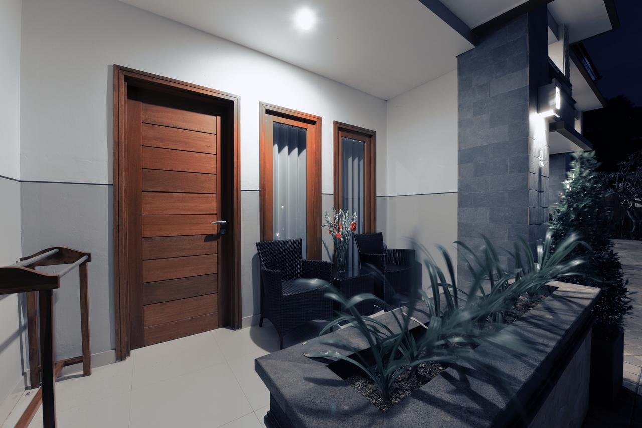 Le Lima Hotel Kuta  Bagian luar foto