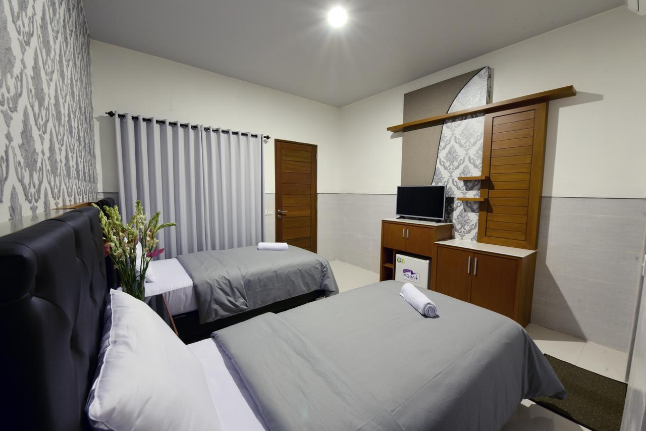 Le Lima Hotel Kuta  Bagian luar foto