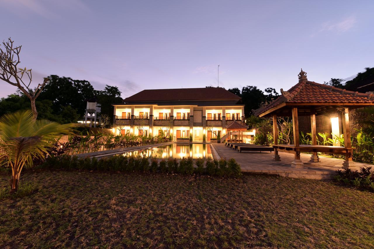 Le Lima Hotel Kuta  Bagian luar foto